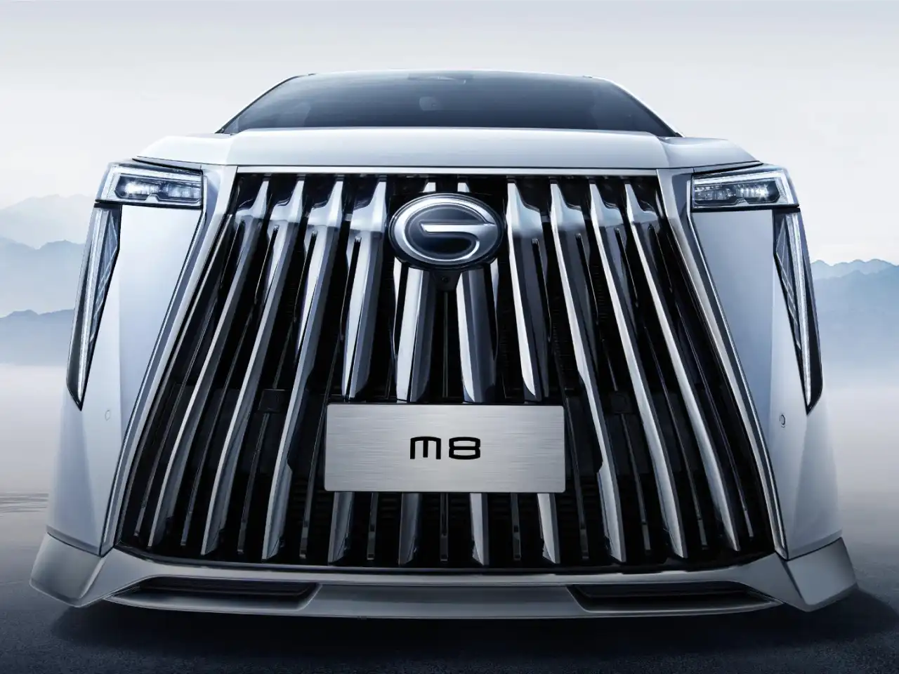 Решетка GAC M8 спереди